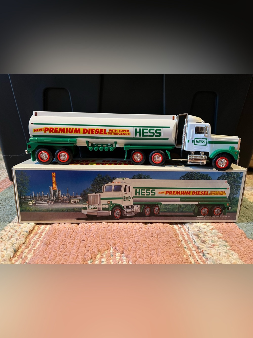 Rare Special Edition Vintage 1993 Hess Premium Diesel Tanker Toy Truck Gas & Oil